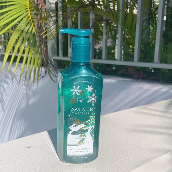 Bath and Body Works Sweater weather hand soap set - Picture 2 of 13